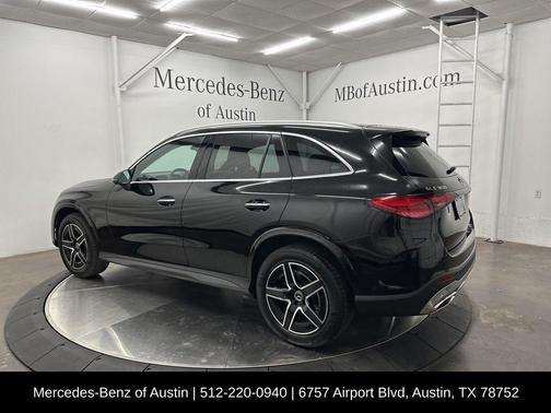 2025 Mercedes-Benz GLC 300 Base