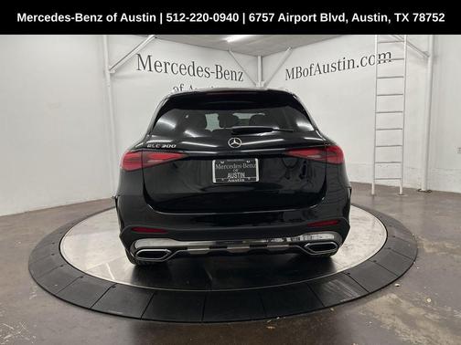 2025 Mercedes-Benz GLC 300 Base