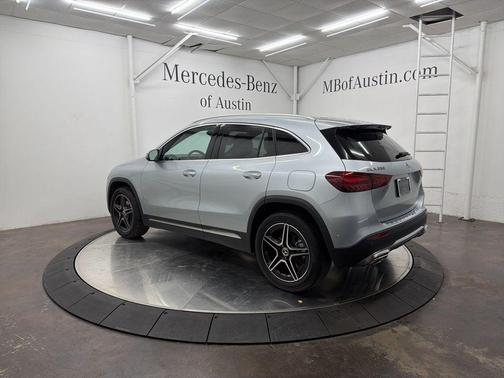 2026 Mercedes-Benz GLA 250 Base