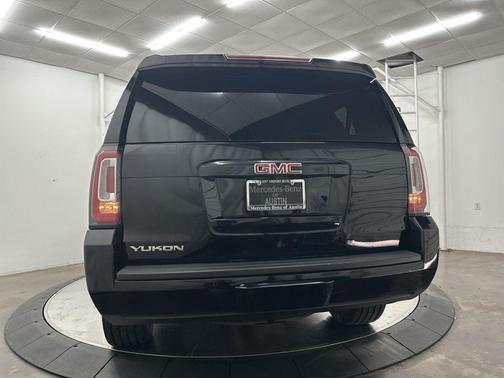 Onyx Black 2019 GMC Yukon SLT