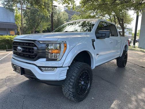 Space White Metallic 2021 Ford F-150 XLT