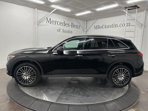 2026 Mercedes-Benz GLC 300 Base