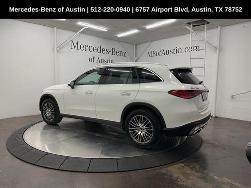 2025 Mercedes-Benz GLC 300 Base