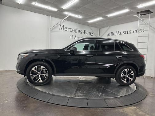 2025 Mercedes-Benz GLC 350e Base 4MATIC