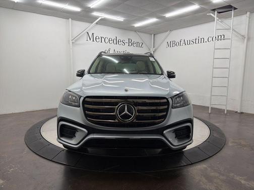 2026 Mercedes-Benz GLS 450 4MATIC