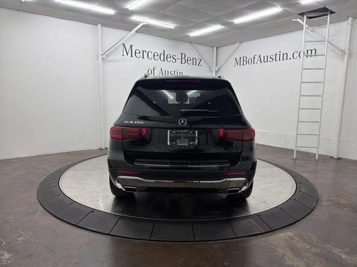 2026 Mercedes-Benz GLB 250 Base