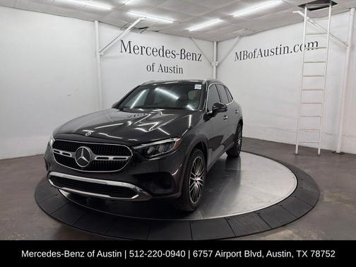 Graphite Gray Metallic 2026 Mercedes-Benz GLC 300 Base