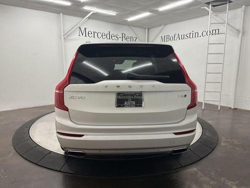 2020 Volvo XC90 T6 Momentum 7 Passenger
