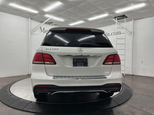 Polar White 2016 Mercedes-Benz GLE-Class GLE 350