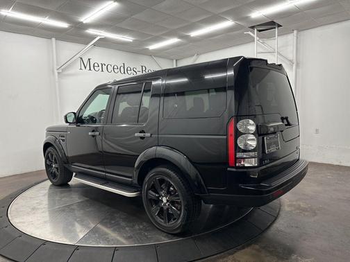 2016 Land Rover LR4 Base