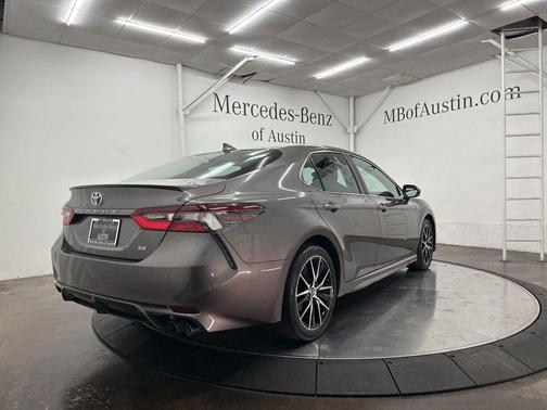 Predawn Gray Mica 2023 Toyota Camry SE