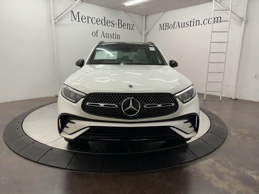 2026 Mercedes-Benz GLC 300 Base