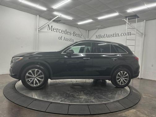 Black 2026 Mercedes-Benz GLC 300 Base
