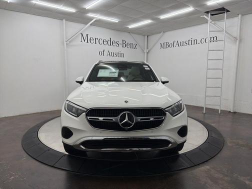 Polar White 2026 Mercedes-Benz GLC 300 Base