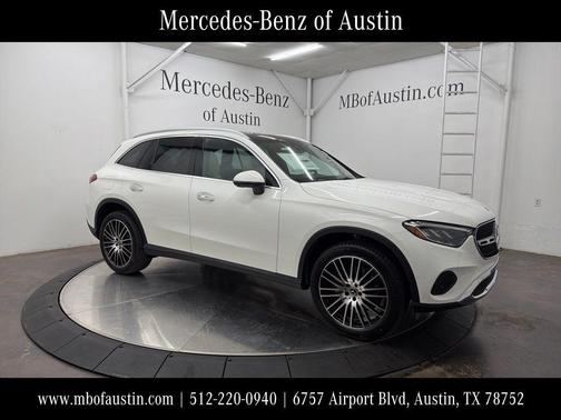 Polar White 2026 Mercedes-Benz GLC 300 Base