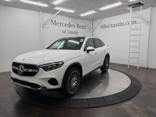 Polar White 2026 Mercedes-Benz GLC 300 Base