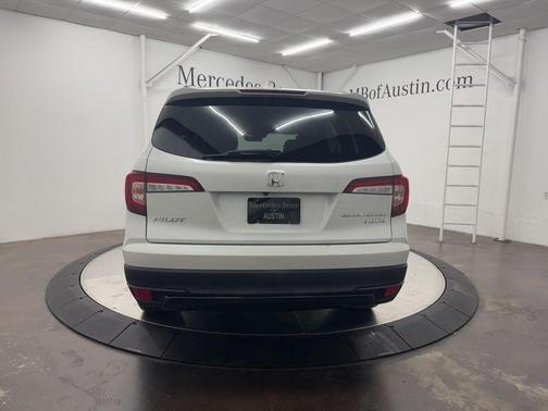 2021 Honda Pilot Black Edition
