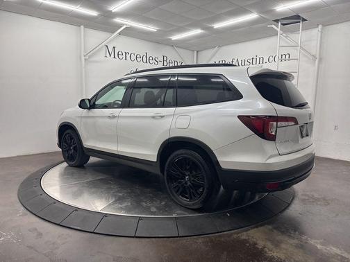 2021 Honda Pilot Black Edition