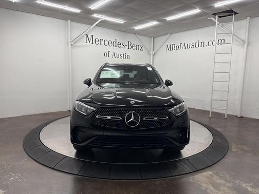 2026 Mercedes-Benz GLC 300 Base