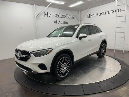 Polar White 2026 Mercedes-Benz GLC 300 Base