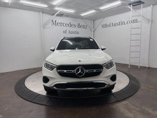 Polar White 2026 Mercedes-Benz GLC 300 Base