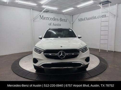 Polar White 2026 Mercedes-Benz GLC 300 Base