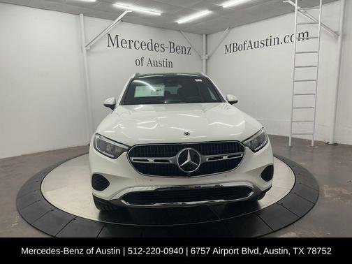 2025 Mercedes-Benz GLC 300 Base
