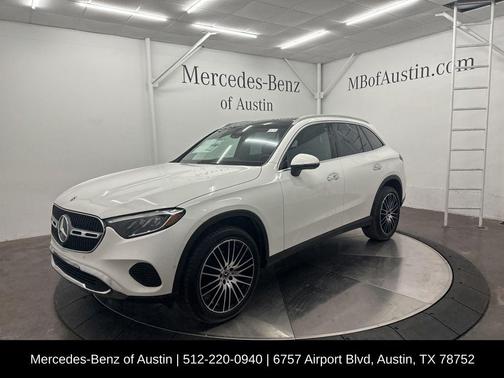 2025 Mercedes-Benz GLC 300 Base