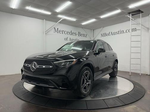 2025 Mercedes-Benz GLC 300 Base