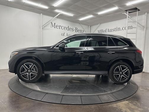 2025 Mercedes-Benz GLC 300 Base