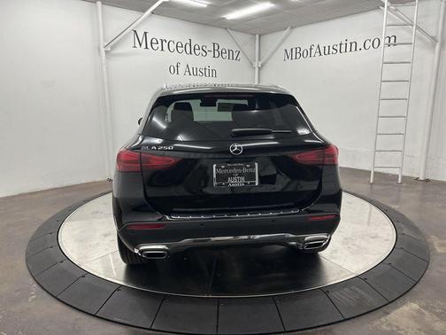 2025 Mercedes-Benz GLA 250 Base