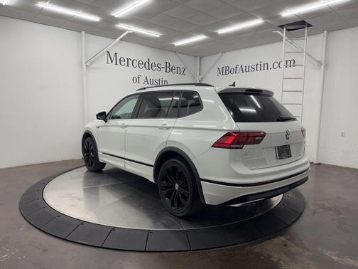 2021 Volkswagen Tiguan 2.0T SE R-Line Black