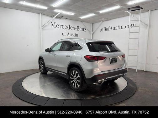 Iridium Silver Metallic 2023 Mercedes-Benz GLA 250 Base
