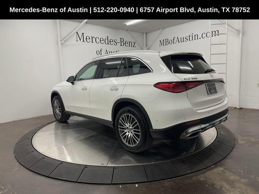 2025 Mercedes-Benz GLC 300 Base