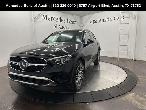 2025 Mercedes-Benz GLC 300 Base