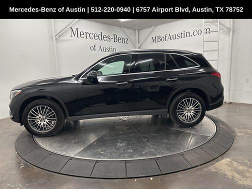 2025 Mercedes-Benz GLC 300 Base