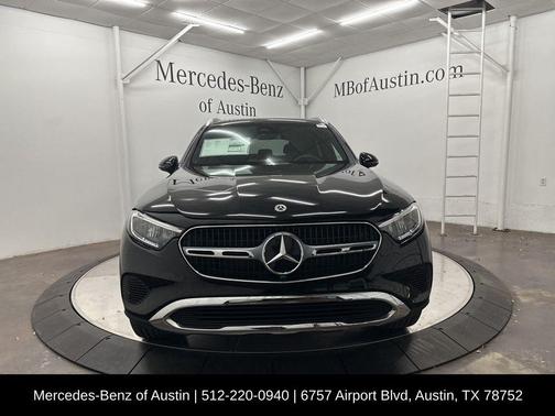 2025 Mercedes-Benz GLC 300 Base