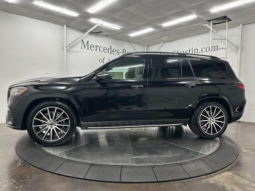 Black 2026 Mercedes-Benz GLS 450 4MATIC