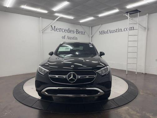 2026 Mercedes-Benz GLC 300 Base