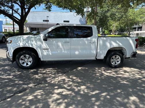 Summit White 2021 Chevrolet Silverado 1500 LT