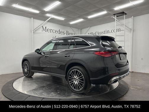 2025 Mercedes-Benz GLC 300 Base