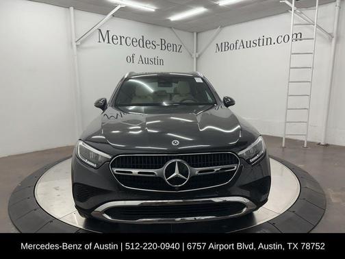 2025 Mercedes-Benz GLC 300 Base