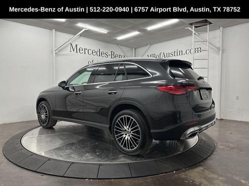 2025 Mercedes-Benz GLC 300 Base