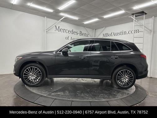 2025 Mercedes-Benz GLC 300 Base