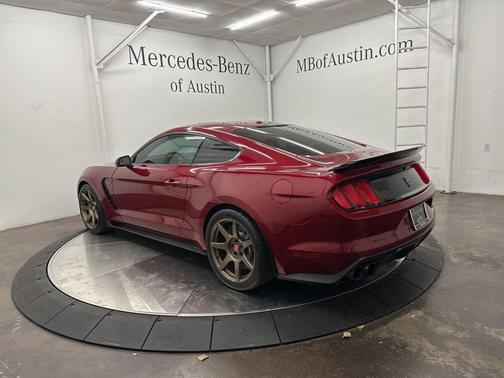 2017 Ford Shelby GT350 Base