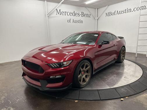 2017 Ford Shelby GT350 Base