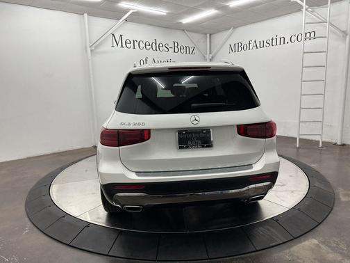 2025 Mercedes-Benz GLB 250 Base