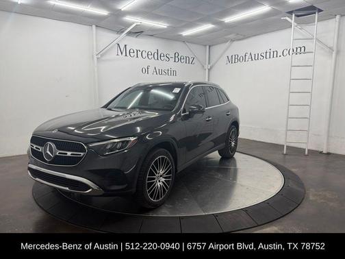 Graphite Gray Metallic 2026 Mercedes-Benz GLC 300 Base
