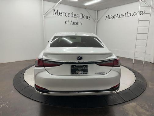 2021 Lexus ES 300h 300H