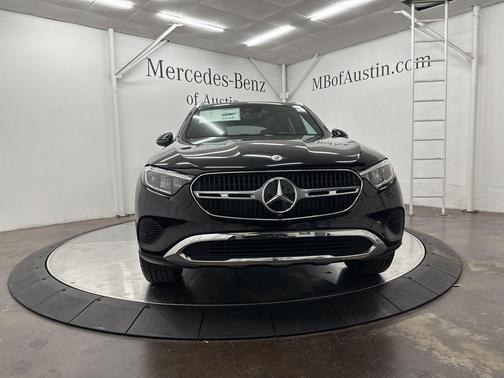 2025 Mercedes-Benz GLC 300 Base